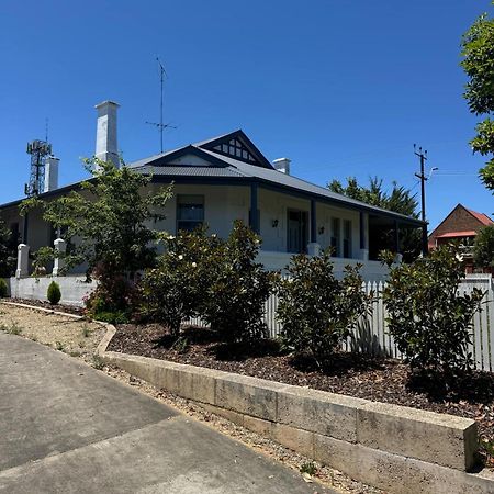 1920'S Local Heritage Character Home 'Rangatira' Mount Gambier Exterior photo